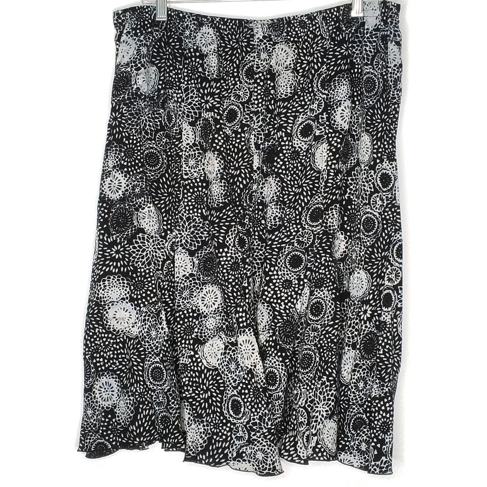 Nomadic Traders Skirt Women XL Black White‎ Floral Mandala Rayon Midi Flared